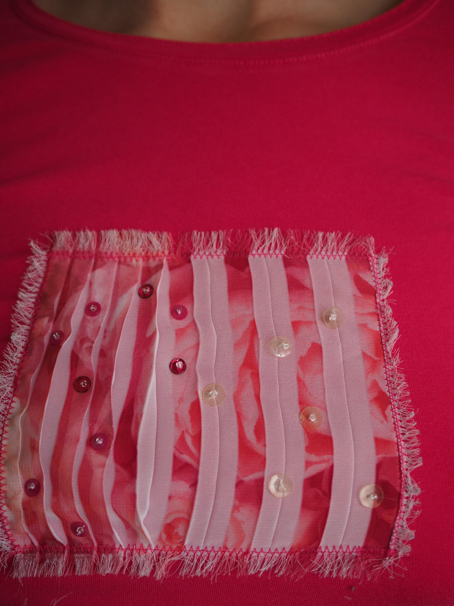 pink t-shirt