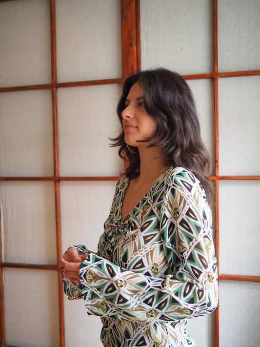 sheer grøn bluse