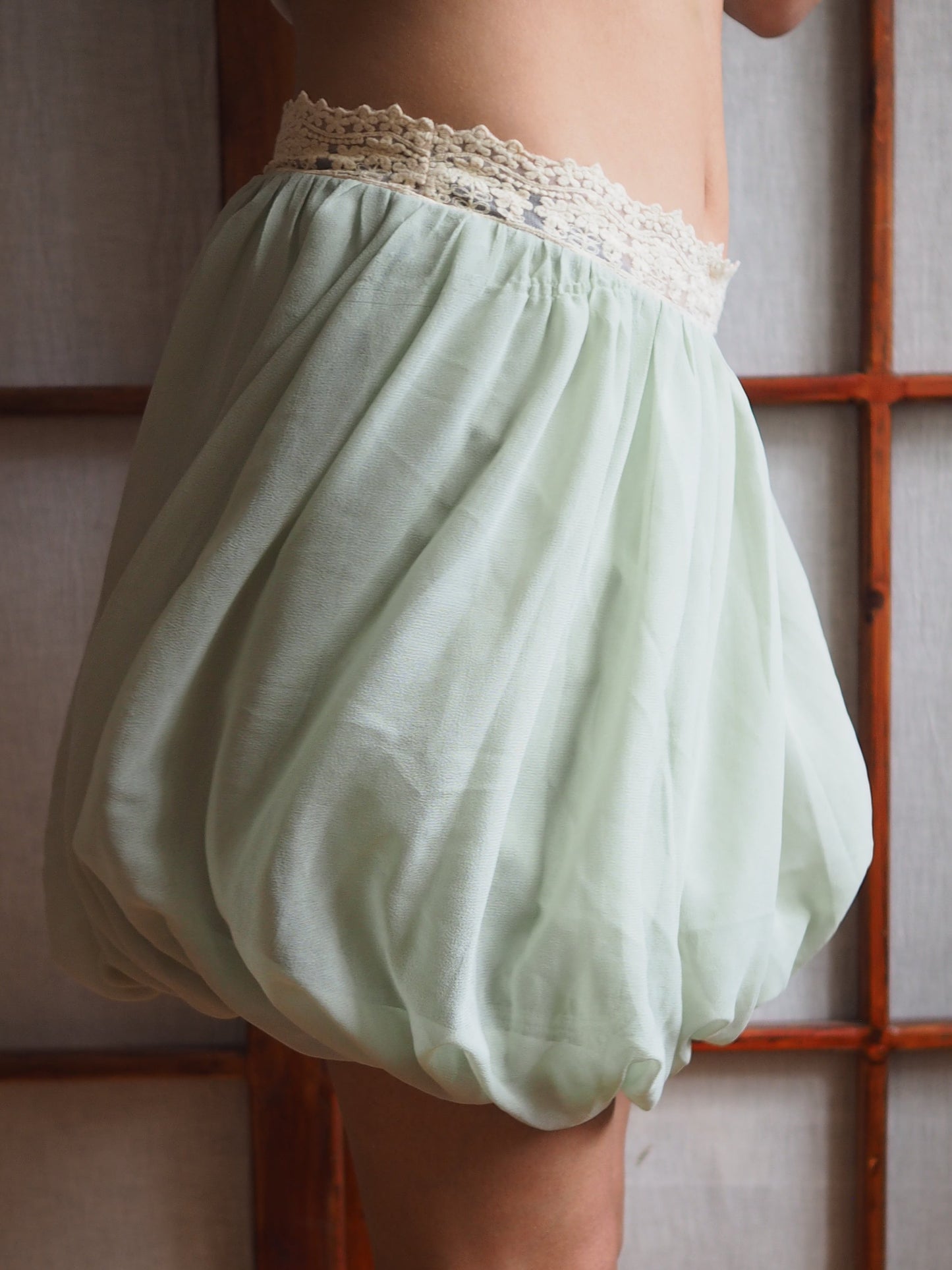 flowy nederdel