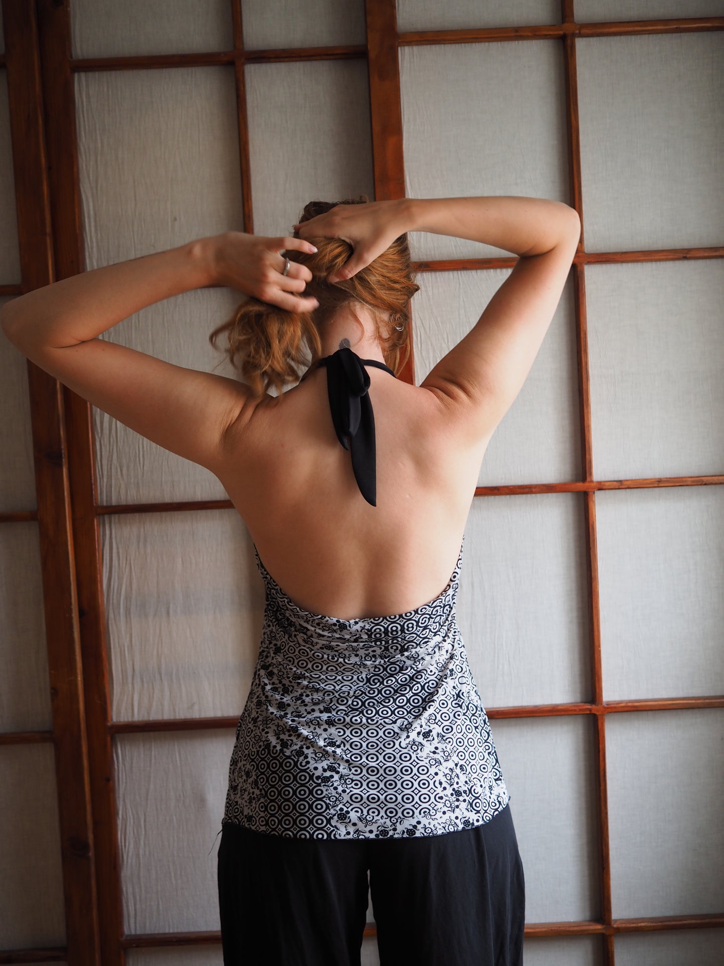 halterneck-top