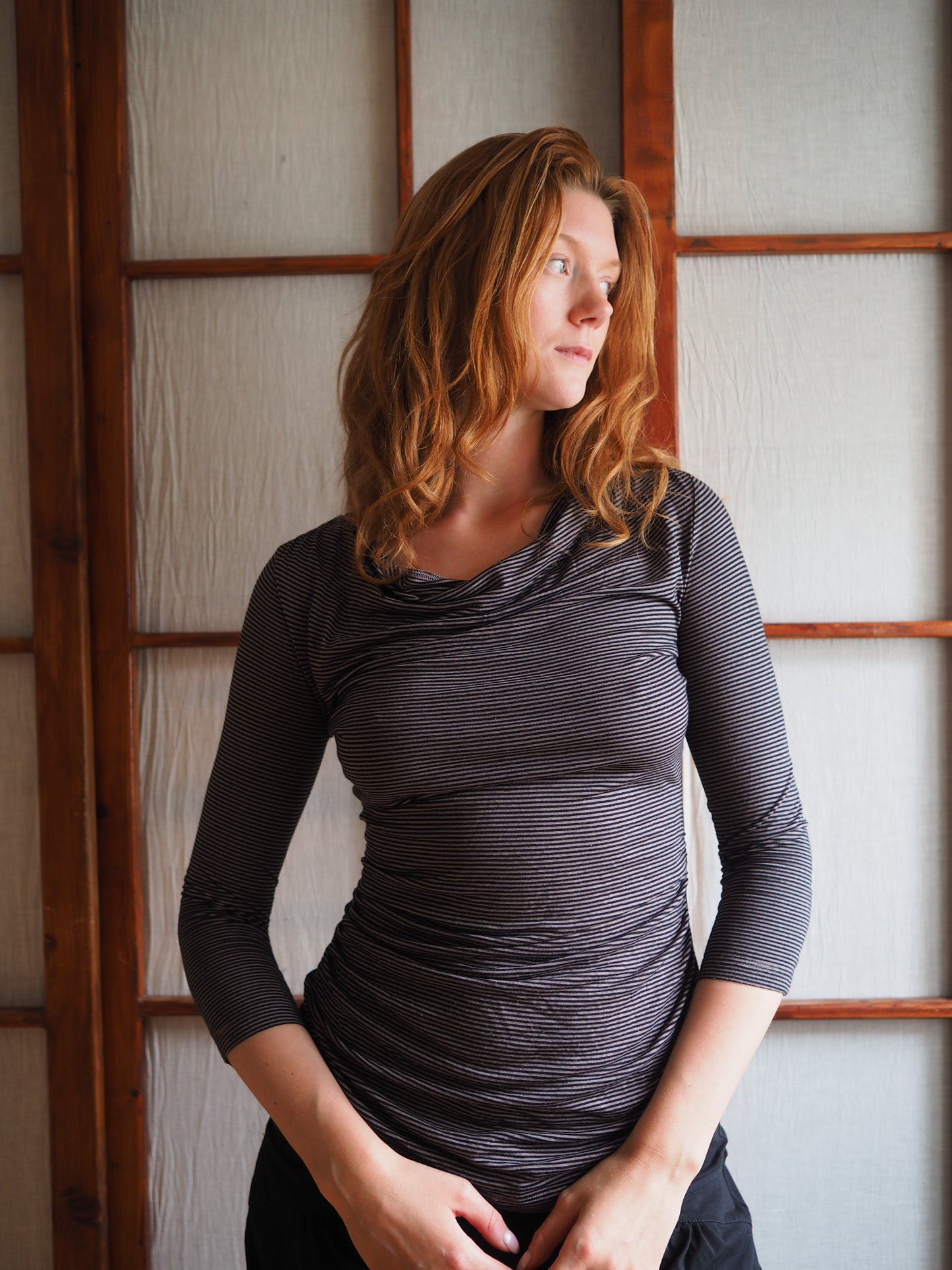 stribet fitted bluse