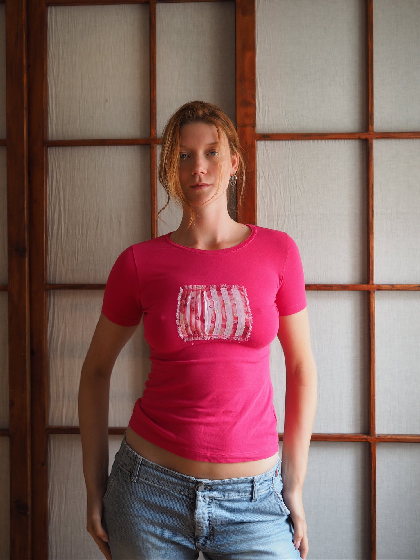 pink t-shirt