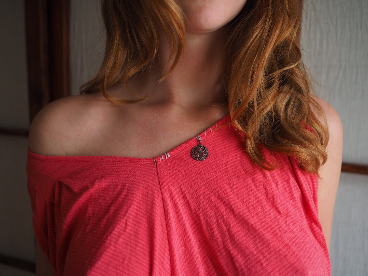 slouchy koralfarvet top